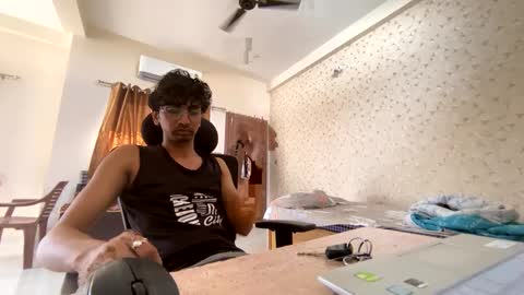 Snapshot of maskboyz2003 chatting on 6, 10, 2025 maskboyz2003 online show from 6, 10, 2025