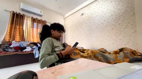 Snapshot of maskboyz2003 chatting on 16, 11, 2025 maskboyz2003 online show from 16, 11, 2025