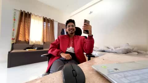 Mask Boy online show from 1, 1, 2025