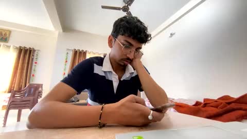 Mask Boy online show from 4, 3, 2025