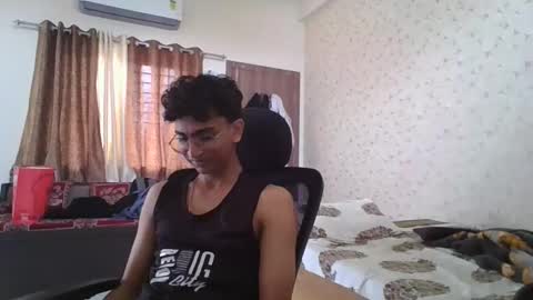 Mask Boy online show from 1, 11, 2025