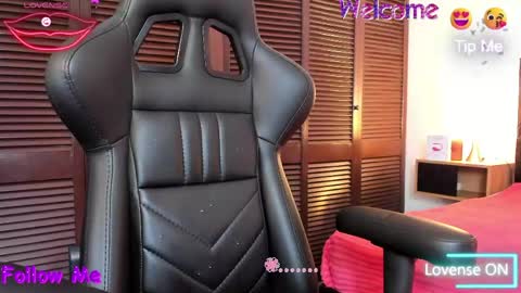 Scarlet  online show from 27, 5, 2026