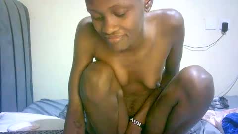 Snapshot of maskgang001 chatting on 13, 9, 2025 maskgang001 online show from 13, 9, 2025