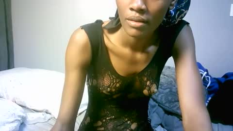 Snapshot of maskgang001 chatting on 1, 10, 2025 maskgang001 online show from 1, 10, 2025