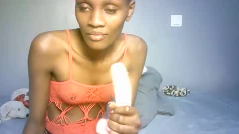 Snapshot of maskgang001 chatting on 21, 10, 2025 maskgang001 online show from 21, 10, 2025