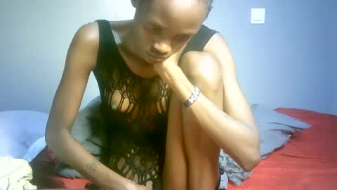 Snapshot of maskgang001 chatting on 8, 11, 2025 maskgang001 online show from 8, 11, 2025