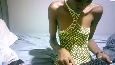 Snapshot of maskgang001 chatting on 26, 11, 2025 maskgang001 online show from 26, 11, 2025