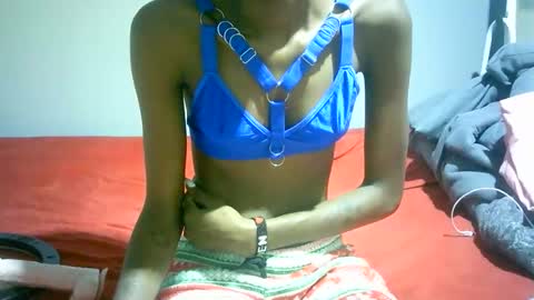 Snapshot of maskgang001 chatting on 30, 11, 2025 maskgang001 online show from 30, 11, 2025