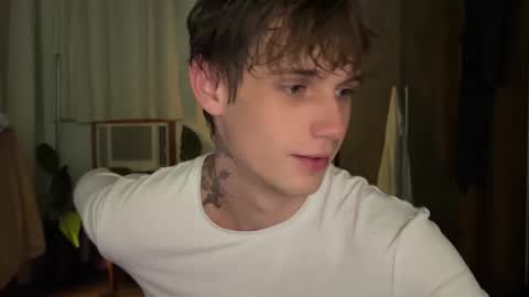Snapshot of mason_gallagher chatting on 4, 12, 2025 Mason online show from 4, 12, 2025