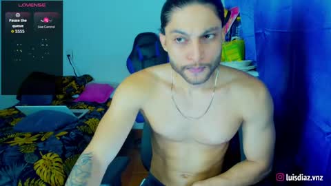 Snapshot of massatgeserotics chatting on 27, 5, 2026 I Am Odin online show from 27, 5, 2026