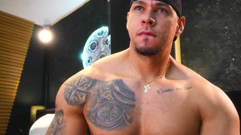 Snapshot of massimowalton2 chatting on 5, 11, 2025 massimowalton2 online show from 5, 11, 2025