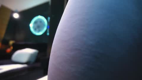 Snapshot of massimowalton2 chatting on 17, 11, 2025 massimowalton2 online show from 17, 11, 2025