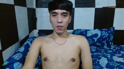 Snapshot of massive_boner02 chatting on 15, 11, 2025 massive_boner02 online show from 15, 11, 2025