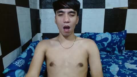 Snapshot of massive_boner02 chatting on 15, 1, 2026 massive_boner02 online show from 15, 1, 2026