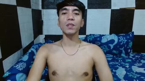 Snapshot of massive_boner02 chatting on 16, 1, 2026 massive_boner02 online show from 16, 1, 2026