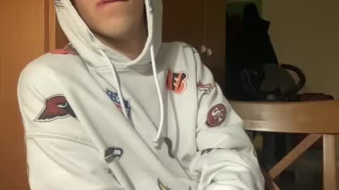 massiverob99 online show from 17, 4, 2026