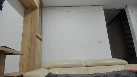 Snapshot of master4pigbitchslv chatting on 1, 11, 2025 Domi online show from 1, 11, 2025