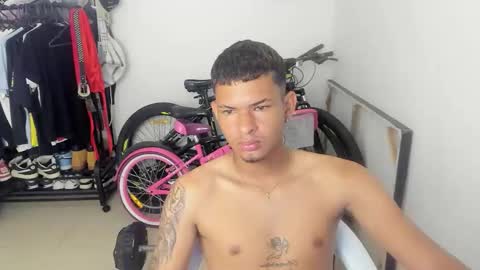 Snapshot of master_boy28 chatting on 23, 4, 2026 master_boy28 online show from 23, 4, 2026