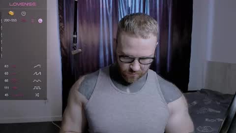 Snapshot of master_oil chatting on 17, 2, 2025 Huge Alex online show from 17, 2, 2025