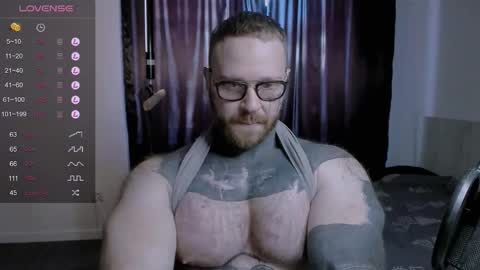 Snapshot of master_oil chatting on 18, 2, 2025 Huge Alex online show from 18, 2, 2025