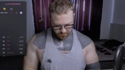 Snapshot of master_oil chatting on 10, 3, 2025 Huge Alex online show from 10, 3, 2025