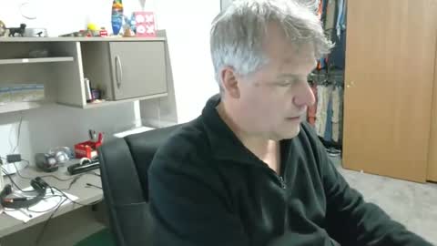 Snapshot of master_thorn chatting on 10, 3, 2025 Master Thorn online show from 10, 3, 2025