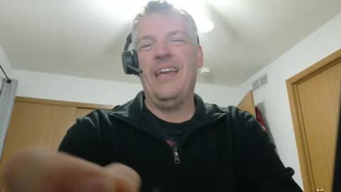 Snapshot of master_thorn chatting on 5, 11, 2025 Master Thorn online show from 5, 11, 2025