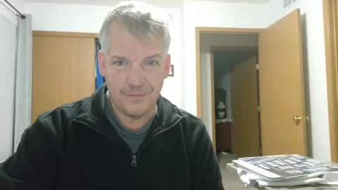 Snapshot of master_thorn chatting on 19, 11, 2025 Master Thorn online show from 19, 11, 2025