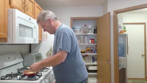 Snapshot of master_thorn chatting on 22, 11, 2025 Master Thorn online show from 22, 11, 2025