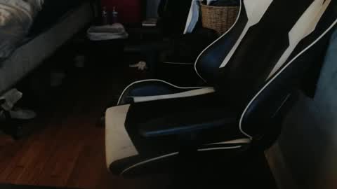 Snapshot of masterbatemike1 chatting on 9, 11, 2025 MasterbateMike online show from 9, 11, 2025