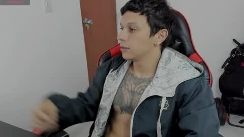 Snapshot of masterdave7 chatting on 4, 10, 2025 Dave online show from 4, 10, 2025