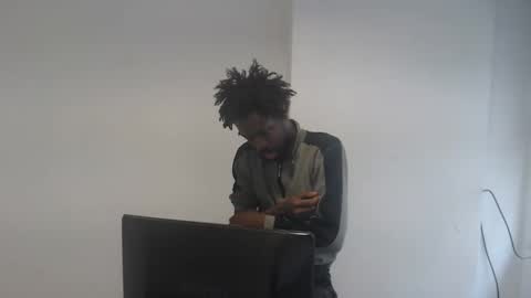 Snapshot of masterdomfuck chatting on 1, 4, 2026 Masterdomfuck online show from 1, 4, 2026