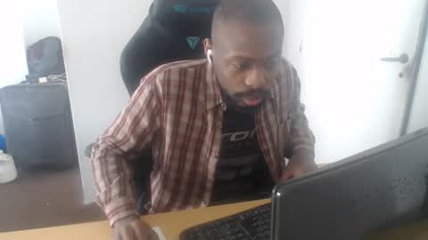 Snapshot of masterdomfuck chatting on 30, 5, 2026 Masterdomfuck online show from 30, 5, 2026