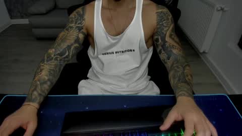 Snapshot of masterkingmuscle chatting on 24, 1, 2025 masterkingmuscle online show from 24, 1, 2025