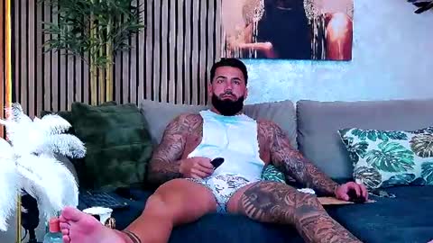 Snapshot of masterkingofmuscle chatting on 30, 6, 2026 masterkingofmuscle online show from 30, 6, 2026