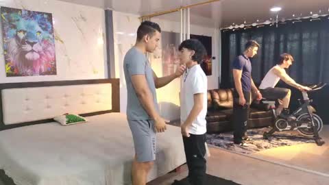 Snapshot of masters_sexx chatting on 26, 4, 2026 Team Cris Darwin- Fernando- Stiven- David online show from 26, 4, 2026