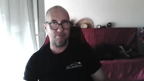 Snapshot of mat11efou chatting on 20, 5, 2026 mat11efou online show from 20, 5, 2026