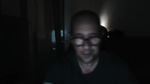 Snapshot of mat11efou chatting on 3, 6, 2026 mat11efou online show from 3, 6, 2026
