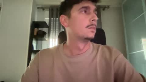 Snapshot of matahavi chatting on 11, 11, 2025 Aaron online show from 11, 11, 2025