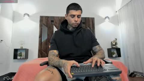 Snapshot of mateo_dilucajs1 chatting on 16, 11, 2025 mateo_dilucajs1 online show from 16, 11, 2025