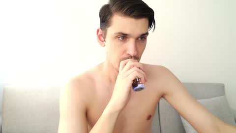 mateo_zeus online show from 31, 12, 2024