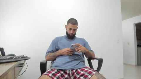 Snapshot of matheusbeard2 chatting on 11, 3, 2025 Matheus online show from 11, 3, 2025