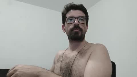 Snapshot of matheusmogi chatting on 18, 11, 2025 Matheus Mogi online show from 18, 11, 2025