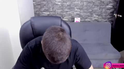 Mathew Independent model online show from 21, 2, 2025