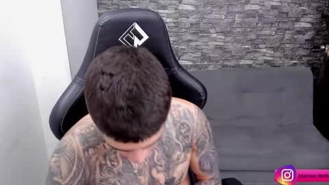 Mathew Independent model online show from 7, 11, 2025