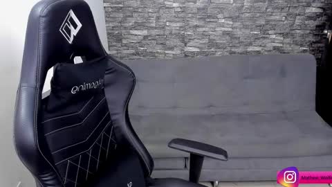 Mathew Independent model online show from 3, 3, 2026