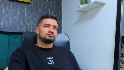 Mathews online show from 16, 4, 2026