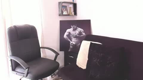 Snapshot of mathews_roses chatting on 9, 9, 2025 Marck Mathews online show from 9, 9, 2025