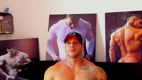 Snapshot of mathews_roses chatting on 15, 12, 2025 Marck Mathews online show from 15, 12, 2025