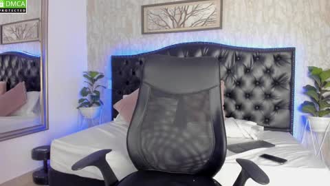 Snapshot of mattdevon chatting on 10, 3, 2025 Matt online show from 10, 3, 2025